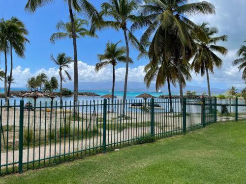 Appartement Edenoa/Vue Mer/ Plage/Piscine Le Gosier  Extérieur photo